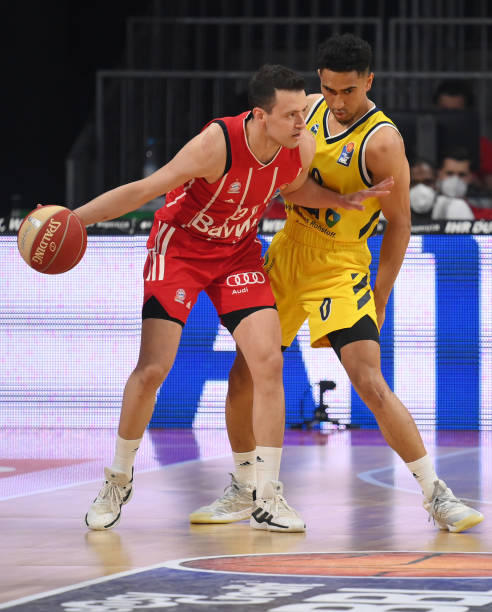 胜利奠定了 胜利奠定了