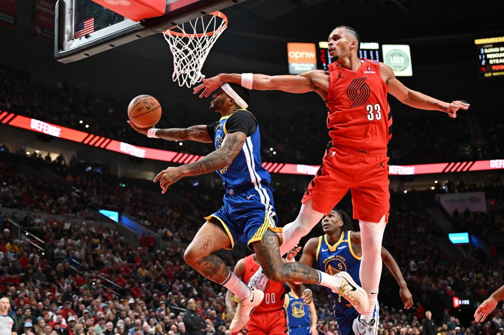 他忍不住泪 他忍不住泪