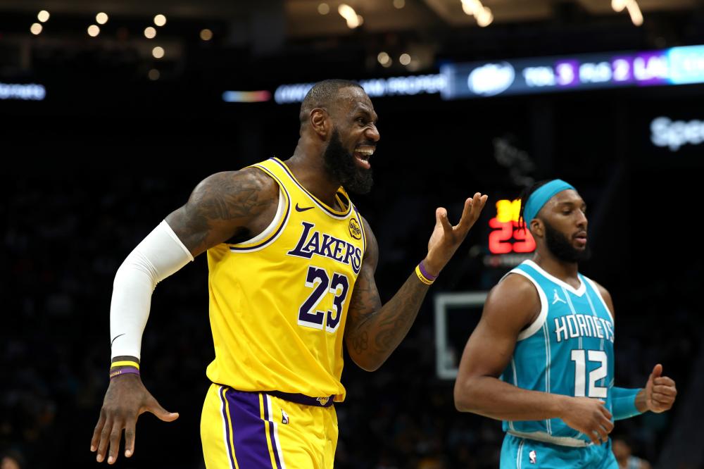 坚定斗志的 坚定斗志的